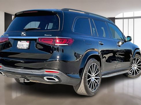 Used 2022 Mercedes-Benz GLS 450 4MATIC w/ AMG Line Exterior image 6