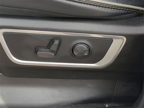 Used 2022 RAM 1500 Laramie image 16