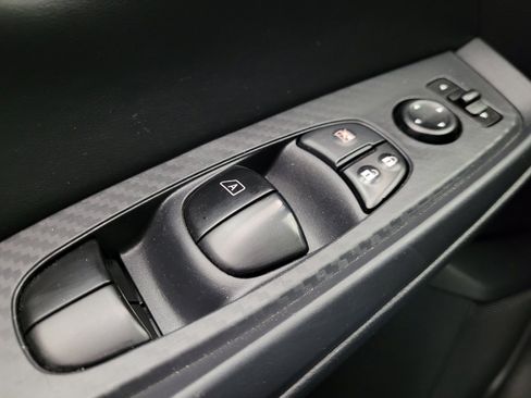 Used 2025 Nissan Sentra SV w/ All-Weather Package FWD image 27