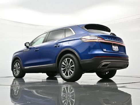 Used 2021 Lincoln Nautilus Standard w/ Equipment Group 101A image 40