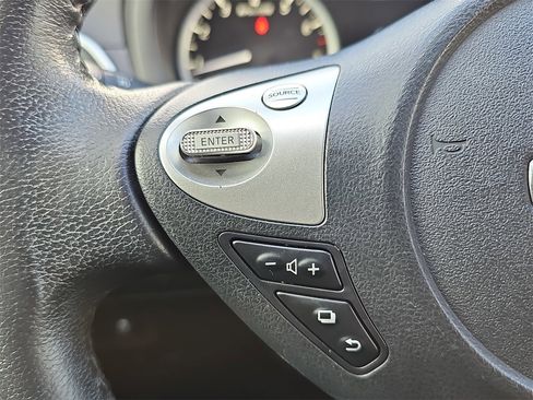 Used 2019 Nissan Sentra SR image 16