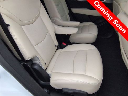 Used 2025 Cadillac XT6 Sport w/ LPO, Floor Liner Package image 21