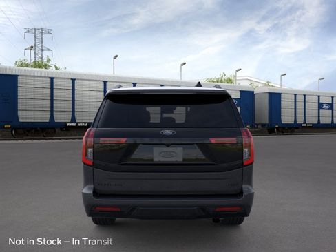 New 2026 Ford Expedition Max Platinum AWD/4WD image 18
