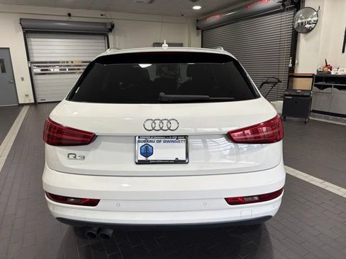 Used 2018 Audi Q3 2.0T Premium FWD image 4