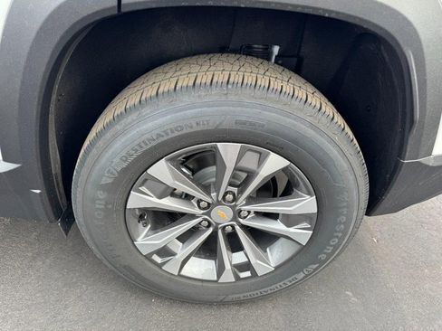 New 2026 Chevrolet Equinox LT w/ LPO, Floor Liner Package image 31