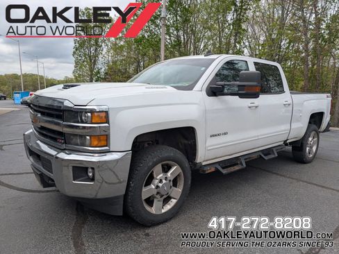 Used 2018 Chevrolet Silverado 2500 LT w/ Z71 Package, Off-Road image 1