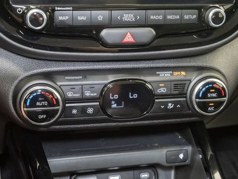 Used 2023 Kia Soul S FWD image 21