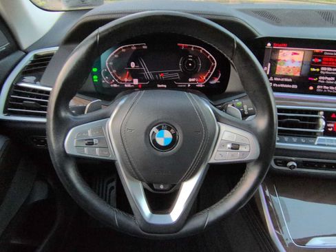Used 2020 BMW X7 xDrive40i w/ Premium Package AWD/4WD image 25