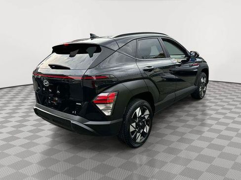 Used 2024 Hyundai Kona SEL AWD/4WD image 3