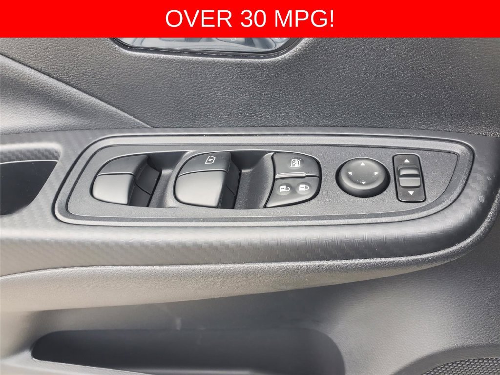 New 2025 Nissan Versa SV w/ Trunk Package FWD image 17
