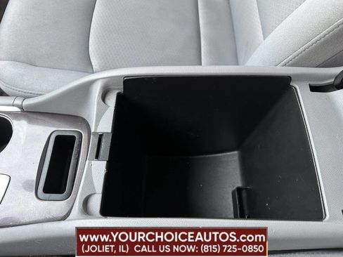 Used 2018 Chevrolet Malibu LT image 44