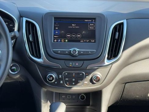 Used 2024 Chevrolet Equinox LT FWD image 13