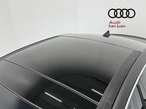 Used 2022 Genesis G70 2.0T w/ Prestige Package RWD image 6