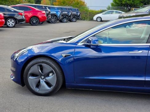 Used 2019 Tesla Model 3 Long Range AWD/4WD image 7