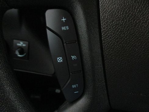 Used 2024 GMC Savana 2500 w/ Driver Convenience Package image 19