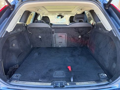 Used 2020 Volvo XC60 T6 Momentum image 27