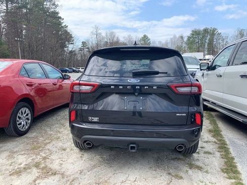 Used 2023 Ford Escape ST-Line Elite w/ Premium Technology Package image 6