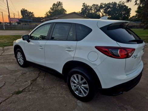 Used 2013 MAZDA CX-5 Touring w/ Bose & Moonroof Pkg image 4