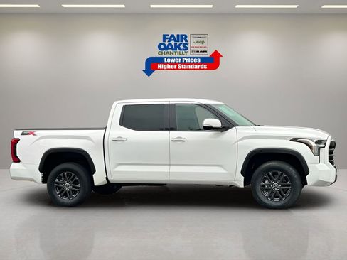 Used 2023 Toyota Tundra SR5 image 5