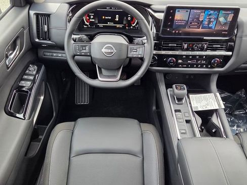 New 2026 Nissan Pathfinder SL FWD image 7
