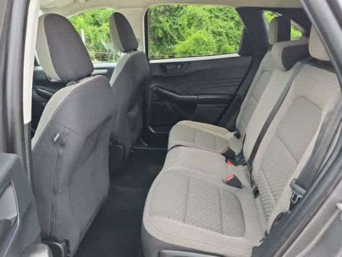 Used 2022 Ford Escape SE AWD/4WD image 16
