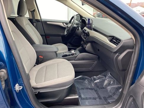 Used 2020 Ford Escape SE Sport image 38