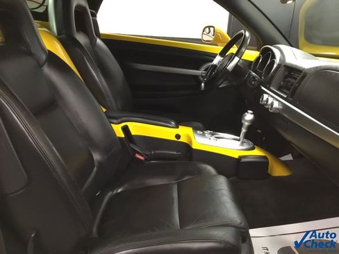 Used 2003 Chevrolet SSR w/ Preferred Equipment Group image 36