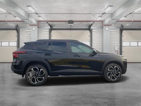 New 2026 Chevrolet Trax RS w/ Driver Confidence Package image 8