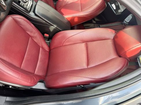 Used 2024 MAZDA CX-30 AWD 2.5 S w/ Preferred Package image 19