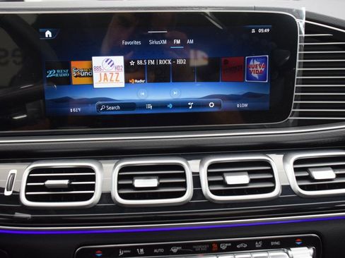 New 2026 Mercedes-Benz GLS 450 4MATIC image 25