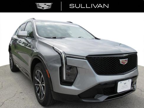 Certified 2025 Cadillac XT4 Sport AWD/4WD image 3