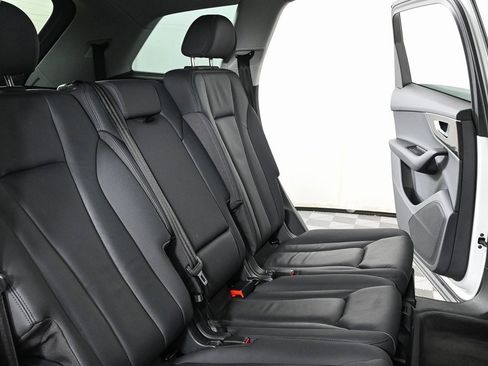 Used 2022 Audi Q7 3.0T Premium image 22