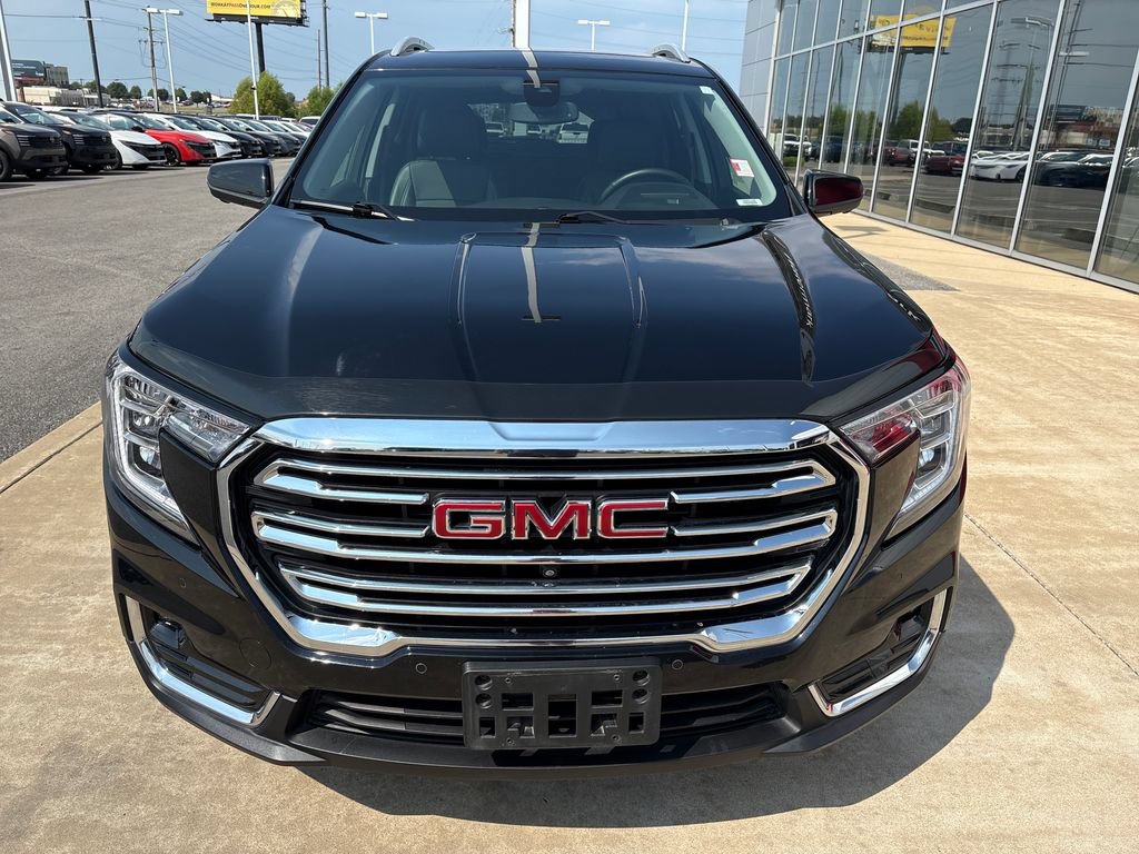 Used 2023 GMC Terrain SLT w/ Tech Package FWD image 8