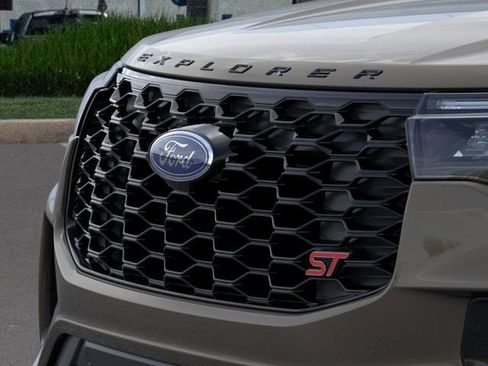 New 2026 Ford Explorer ST w/ Sun And Sound Package AWD/4WD image 17