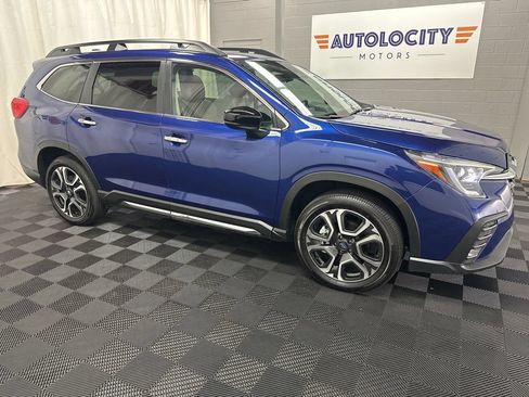 Used 2026 Subaru Ascent Touring w/ Popular Package #2 AWD/4WD image 2