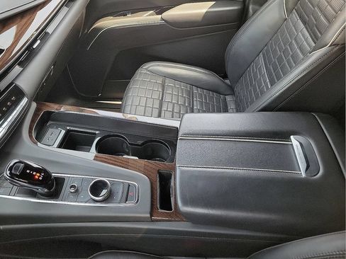 Used 2022 Cadillac Escalade Sport Platinum AWD/4WD image 20