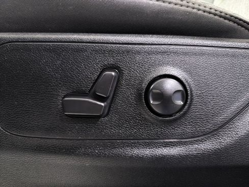 Used 2022 RAM 1500 Big Horn AWD/4WD image 29