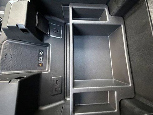 New 2026 GMC Sierra 1500 SLT w/ SLT Premium Package image 26