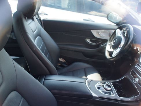 Used 2019 Mercedes-Benz C 300 Coupe image 4