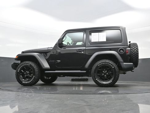 Used 2021 Jeep Wrangler Sport AWD/4WD image 28