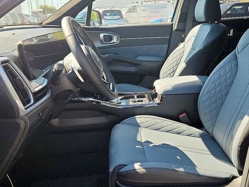 New 2025 Kia Sorento SX Prestige image 8