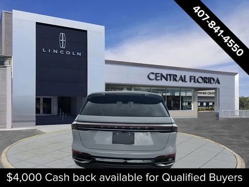 New 2026 Lincoln Nautilus Premier image 4