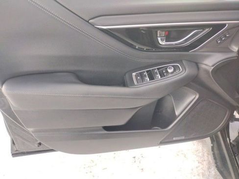 Used 2023 Subaru Outback Limited image 11