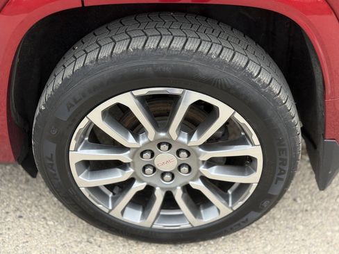 Used 2021 GMC Acadia Denali w/ Denali Ultimate Package AWD/4WD image 20