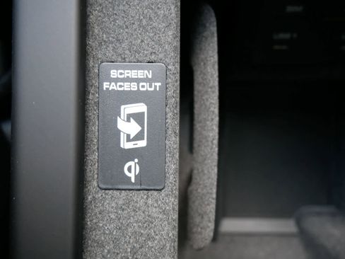 New 2025 Porsche Macan S image 20