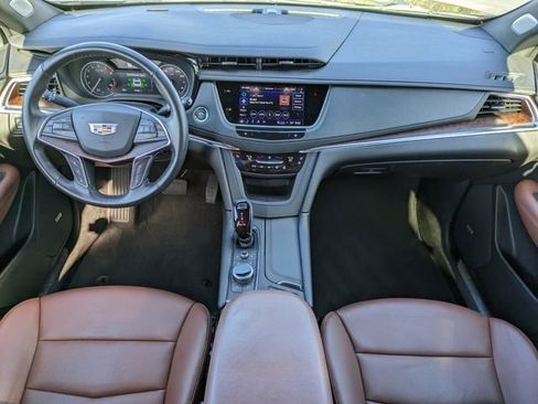 Used 2023 Cadillac XT5 Premium Luxury image 15