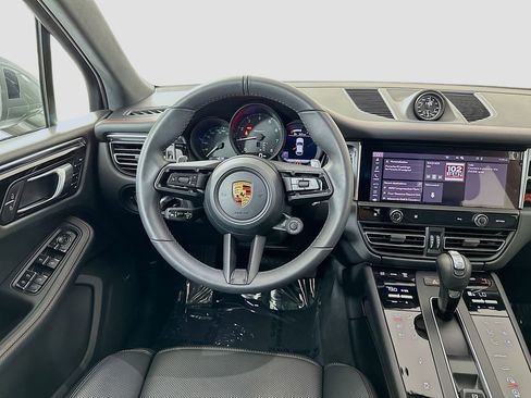 Certified 2026 Porsche Macan Turbo AWD/4WD image 25