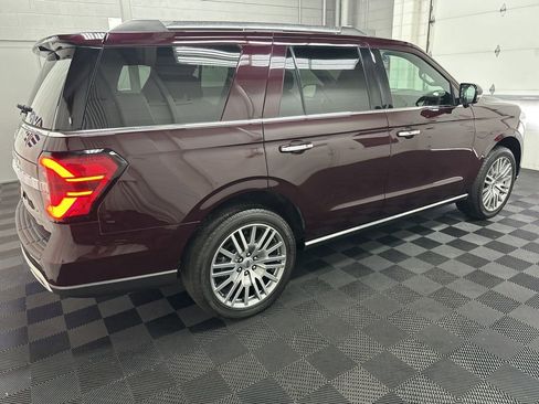 Used 2024 Ford Expedition Limited AWD/4WD image 10