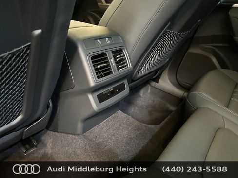 Used 2025 Audi Q5 Premium Plus AWD/4WD image 29