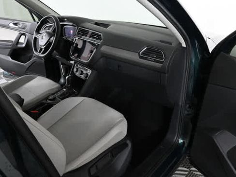Used 2019 Volkswagen Tiguan SEL image 10